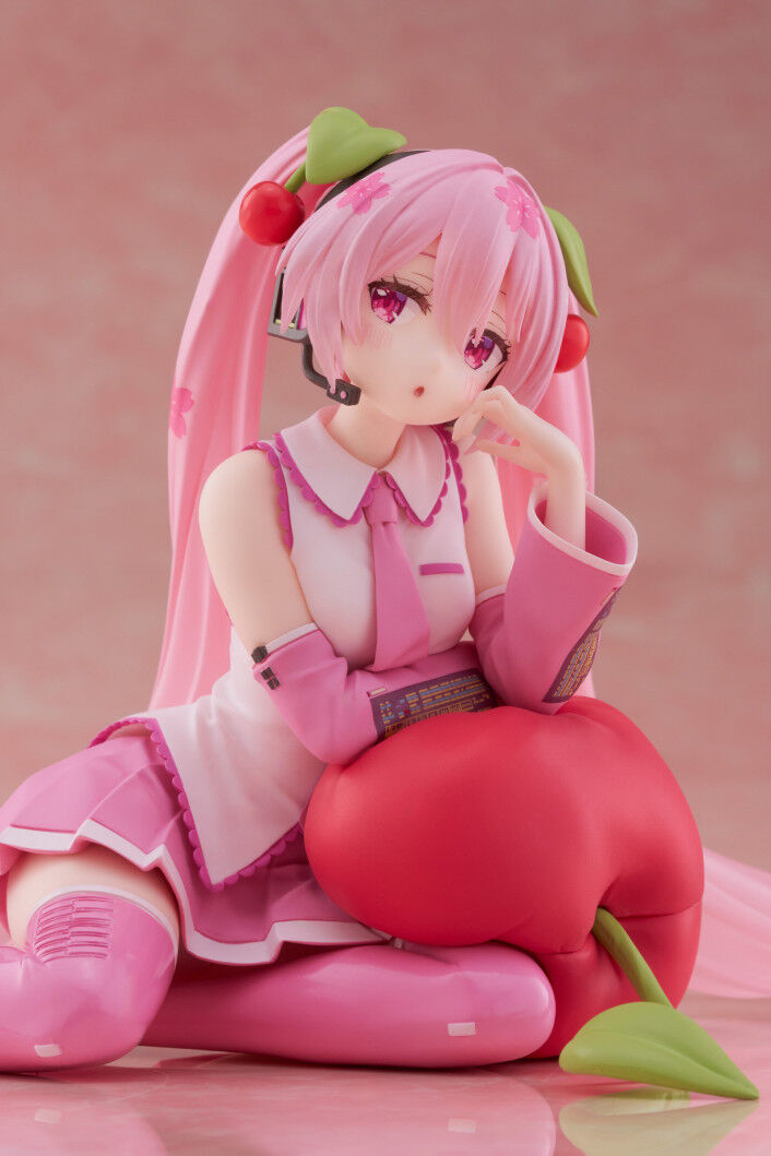 Taito Vocaloid Hatsune Miku - Sakura Miku Desktop Cute Figure Cherry Cushion ver.