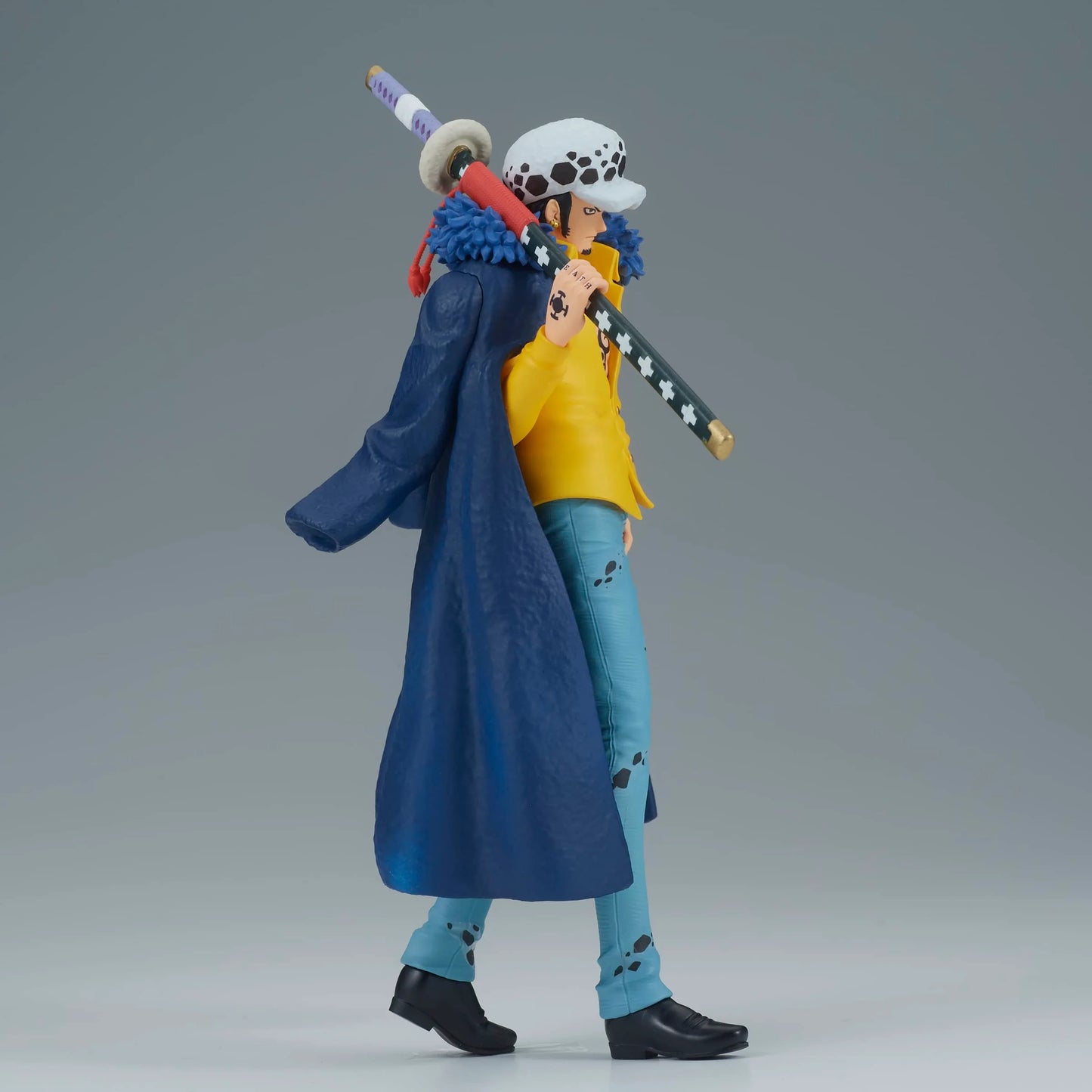Banpresto One Piece - Trafalgar Law DXF The Departure Figure
