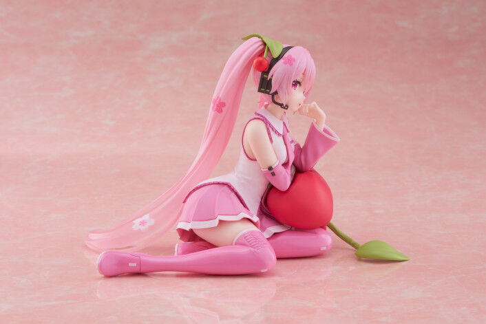 Taito Vocaloid Hatsune Miku - Sakura Miku Desktop Cute Figure Cherry Cushion ver.